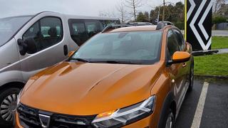 Dacia Sandero  - photo 0