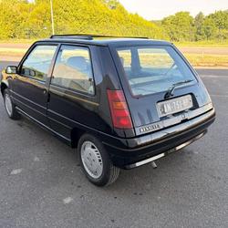 Renault Supercinq BACCARA 1.4L Noyant-Villages