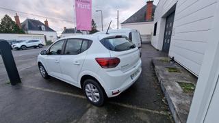 Dacia Sandero  - photo 1