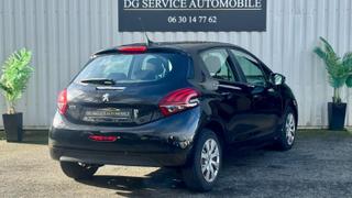 Peugeot 208  - photo 2