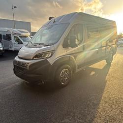 Fourgon MEGA MOBIL MEGA MOBIL MEGA CLASSIC 600 HUBETT Qu&eacute;dillac