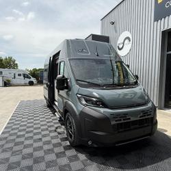 Fourgon MEGA MOBIL MEGA MOBIL MEGA MOBIL MEGA r&eacute;volution 640 Qu&eacute;dillac