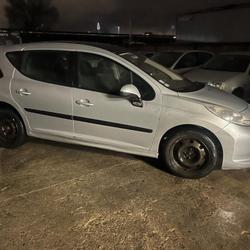 Peugeot 207 SW Premium 1.6 HDi 16v 90ch Saint-Herblain