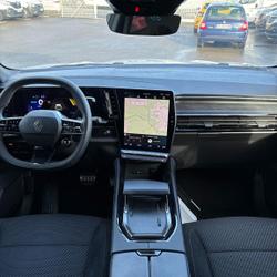 Renault Austral Techno esprit Alpine E-Tech full hybrid 200 GSR2 L&eacute;cousse