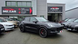 Porsche Cayenne  - photo 1