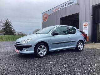 Peugeot 206 - S16  206 2.0e 16V - 6 900 €