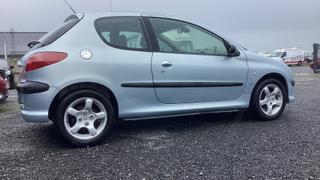 Peugeot 206  - photo 2
