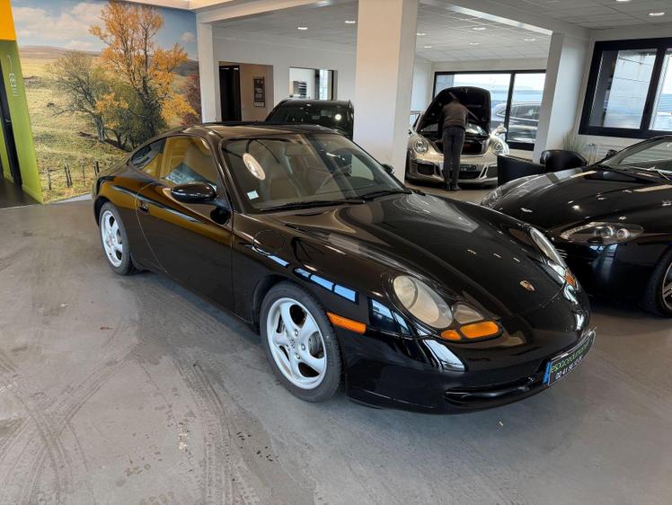 Porsche 911 type 992  - 32 990 €