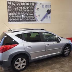 Peugeot 207 SW Outdoor 1.6 HDi 92ch FAP Cou&euml;ron