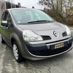 Renault Modus Expression 1.2 16v 75 eco2 Les Ponts-de-C&eacute;