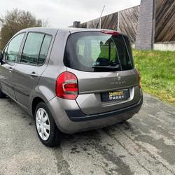 Renault Modus Expression 1.2 16v 75 eco2 Les Ponts-de-C&eacute;