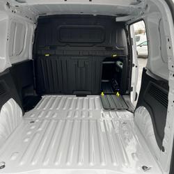 Peugeot Partner M 1000 KG BLUEHDI 100 S&amp;S BVM6 Thouar&eacute;-sur-Loire