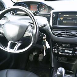 Peugeot 2008 Allure 1.6 BlueHDi 100ch S&amp;S BVM5 Brix