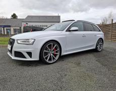 Audi RS4 Avant -  4.2L V8 FSi 450 - 47 990 €