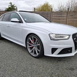 Audi RS4 Avant 4.2L V8 FSi 450 Distr&eacute;