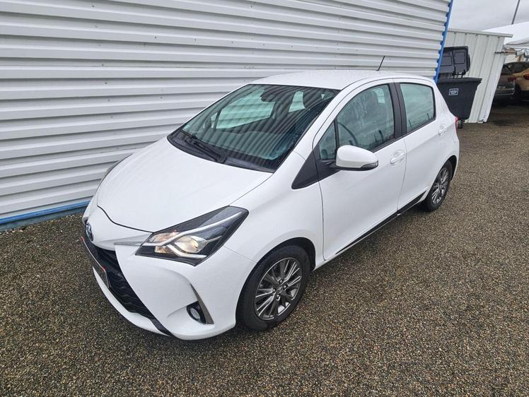 Toyota Yaris  - 12 990 €