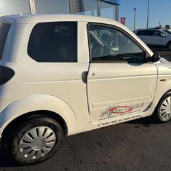 Microcar M.GO DYNAMIC Lombardini Progress 502 Saint-Hilaire-du-Harcou&euml;t