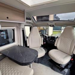 Fourgon Etrusco Etrusco CV 640 SB PLUS LITS JUMEAUX B&eacute;d&eacute;e