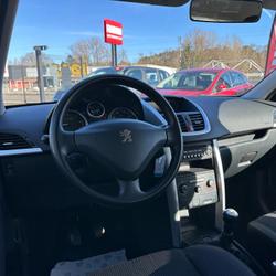 Peugeot 207+ 1.4 HDi 68ch FAP BLUE LION Pavie