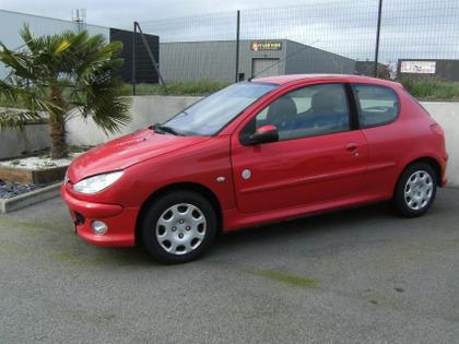 Peugeot 206 - Génération  206 1.4e 75ch - 4 890 €