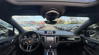 Porsche Macan  - photo 4