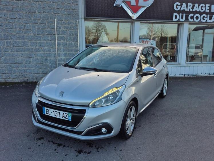 Peugeot 208  - Style - 6 990 €