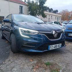 Renault Megane 4 Business M&eacute;gane IV TCe 140 EDC FAP - 21B Marolles-en-Brie
