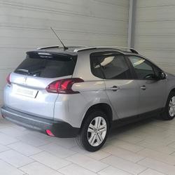Peugeot 2008 Style 1.2 PureTech 82ch BVM5 SAINT-MARTIN-DES-CHAMPS