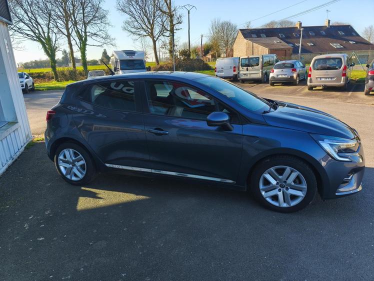 Renault Clio  - 12 890 €