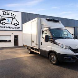 Iveco 35C Iveco daily 35C14 frigorifique hayon 136 Ambon