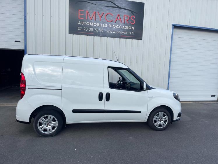 Fiat Doblo Cargo  - 10 990 €
