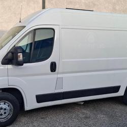 Peugeot Boxer ASPHALT TOLE 335 L2H2 BLUEHDI 120 S&amp;S Meximieux