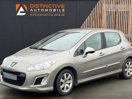 Peugeot 308 - Active  308 1.6 HDi 92ch FAP - 7 990 €