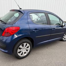 Peugeot 207 Trendy 1.4e 75ch Les Ponts-de-C&eacute;