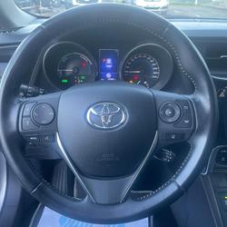 Toyota Auris Hybride 136ch Auch