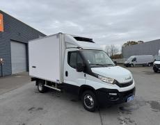 Iveco Daily Sainte-Gemmes-sur-Loire