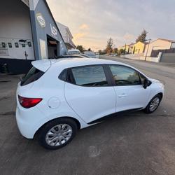 Renault Clio 4 Life IV dCi 75 Energy Saint-Vincent-sur-Graon