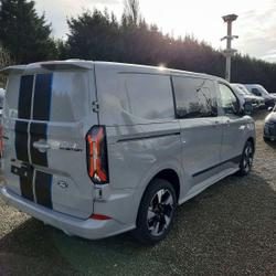 Ford Transit Custom LIMITED CA 320 L1H1 2.5 DURATEC 232 CH PHEV CVT Sainte-Gemmes-sur-Loire