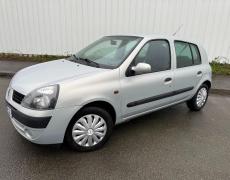 Renault Clio 6 Les Ponts-de-Cé