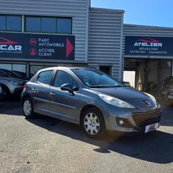 Peugeot 207 Premium 1.6 HDi 92ch FAP Sainte-Gemmes-sur-Loire