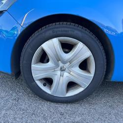 Renault Clio 4 Business 82g IV dCi 90 Energy eco2 Segr&eacute;-en-Anjou Bleu