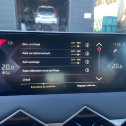 DS DS3 Crossback DS3 BlueHDi 130 EAT8 Auch