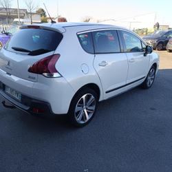 Peugeot 3008 F&eacute;line 1.6 BlueHDi 120ch S&amp;S BVM6 Les Sorini&egrave;res