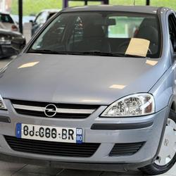 Opel Corsa Essentia 1.2 Twinport Qu&eacute;vert