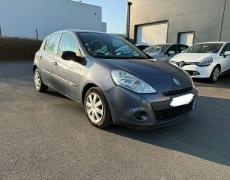 Renault Clio - Authentique  III dCi 70 eco2 - 5 490 €