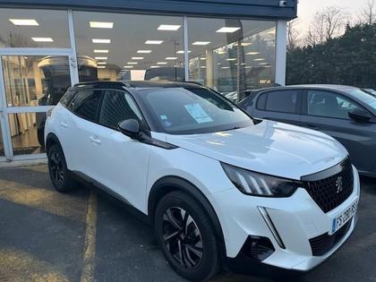 Peugeot 2008 - GT Line  PureTech 130 S&amp;S EAT8 - 16 900 €