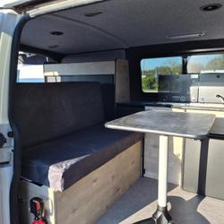 Fourgon Volkswagen Volkswagen Van Am&eacute;nag&eacute; VW T6 VASP Caravane La M&eacute;zi&egrave;re