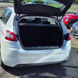 Peugeot 308 III Phase 1 Allure 1.2 PureTech 130ch S&amp;S EAT6 Quimperl&eacute;