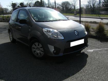 Renault Twingo - AUTHENTIQUE II 1.2 16v 75 eco2 - 4 460 €