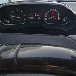 Peugeot 208 GT Line 1.6 BlueHDi 100ch BVM5 Les Sables-d'Olonne